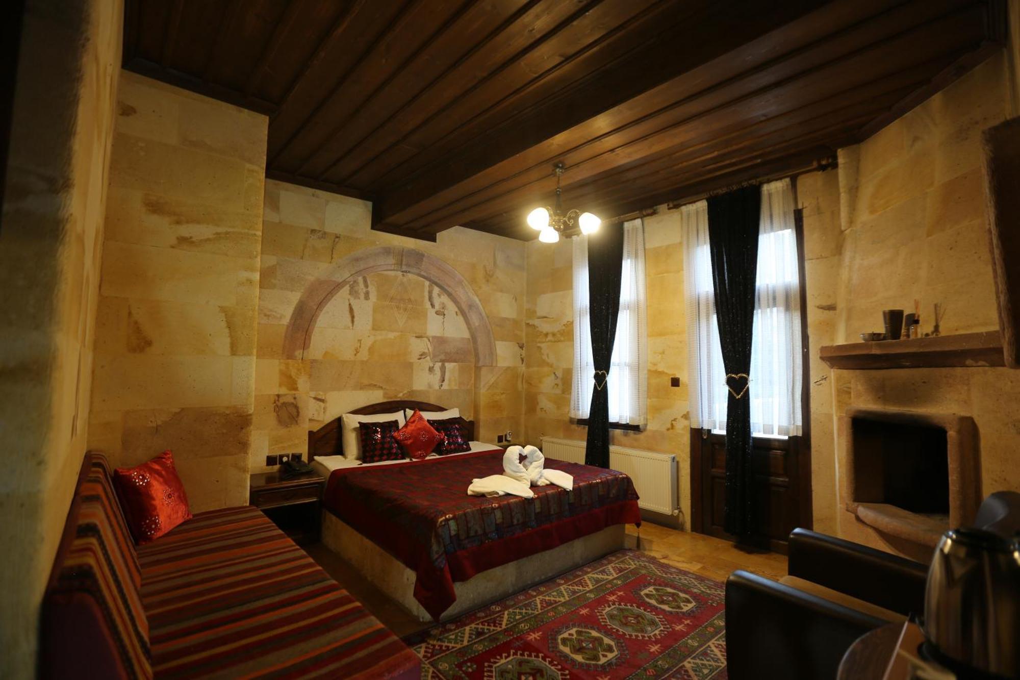 Akuzun Stone Hotel Urgup Exterior photo