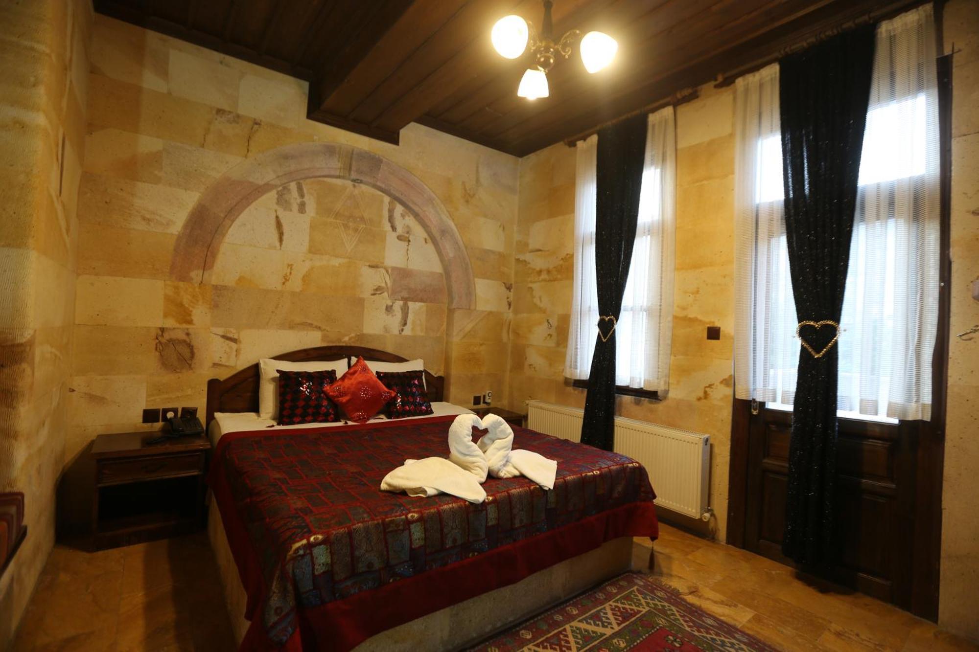 Akuzun Stone Hotel Urgup Exterior photo